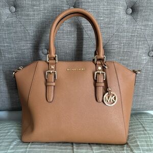 Michael Kors Ciara Large Satchel NWT —  Saffiano Leather